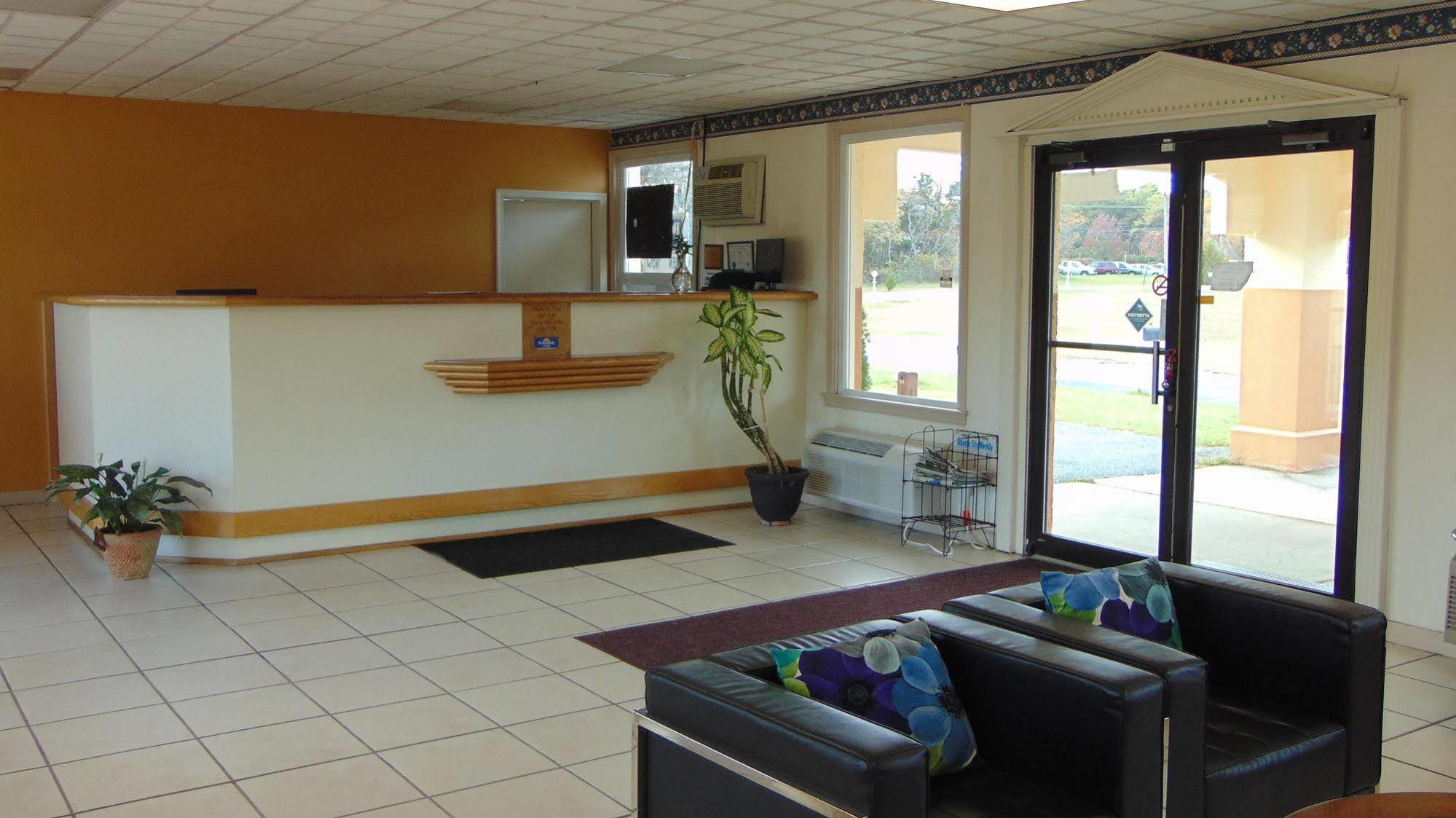 Oceanside Lodge Marmora Εξωτερικό φωτογραφία